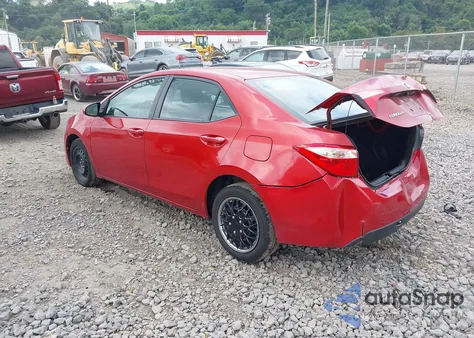 2018 Toyota Corolla Le z USA, uszkodzony, nr VIN 5YFBURHE2JP749097